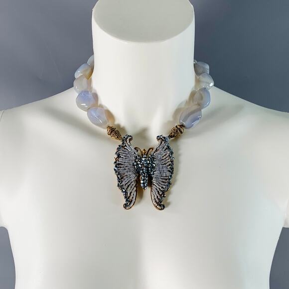 MIRIAM HASKELL Vintage Blue Gold Butterfly Beads Pendant Necklace - Picture 3 of 5